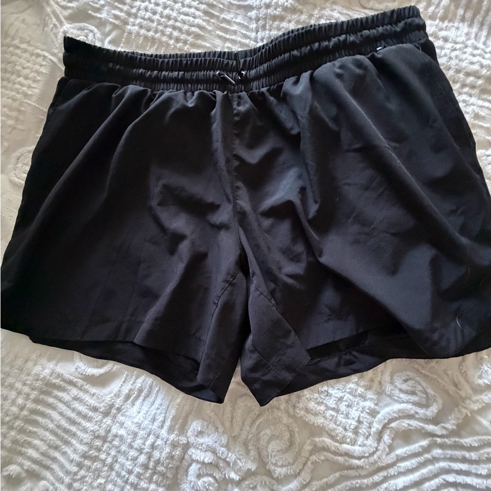 Mondetta Women's Black Athletic Shorts